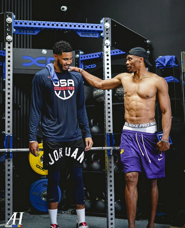 快攻中持续 快攻中持续